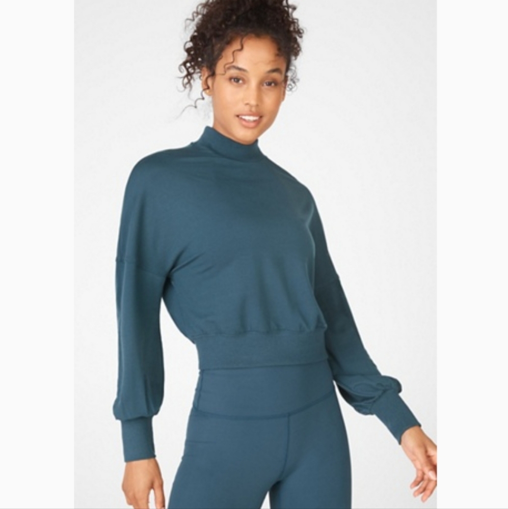 Fabletics pullover